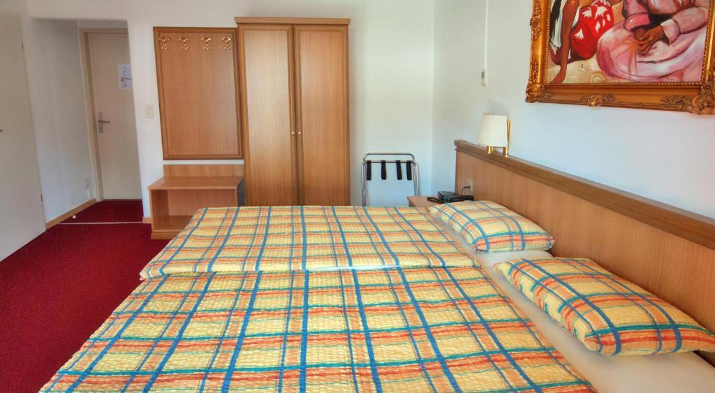 Hotel Dischma - Free Bus And Train Ticket Paradiso Room photo