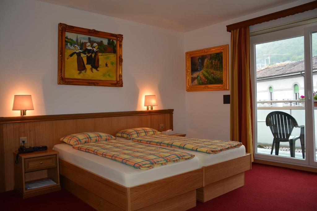 Hotel Dischma - Free Bus And Train Ticket Paradiso Room photo